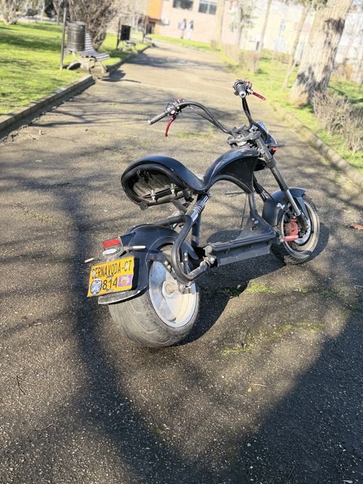 Vand scuter electric chooper