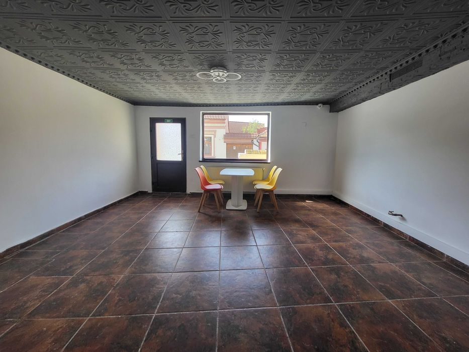 Spatiu comercial Zarnesti zona centrala