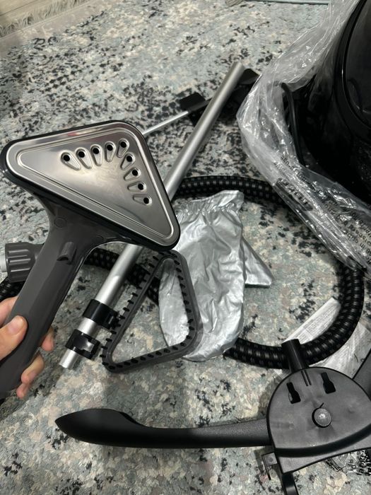 Продам отпариватель срочно торг есть.