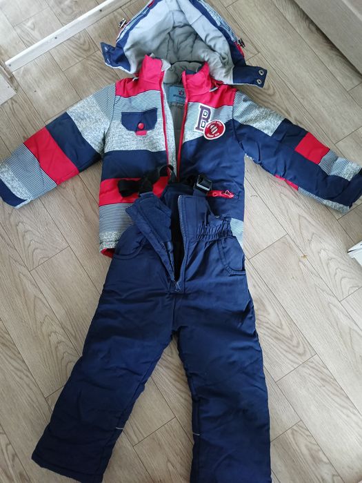 Продам комбинезон зима 98см