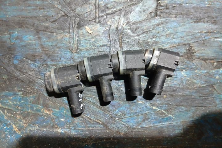 Senzor parcare fata 1S0919275 1S0919275 Volkswagen VW Tiguan 1 [facel