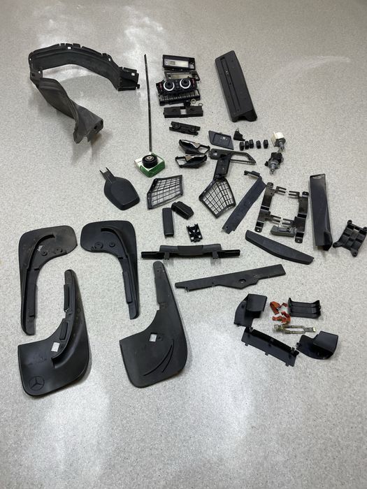 Запчасти на мерседес 124