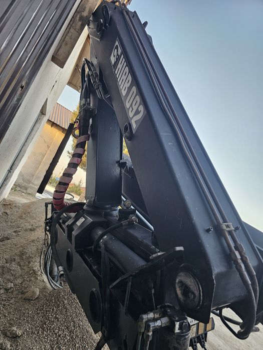 Manipulyator Sotiladi HIAB 092 3.Ton