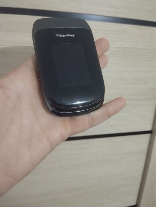 BlackBerry 9670 Original.