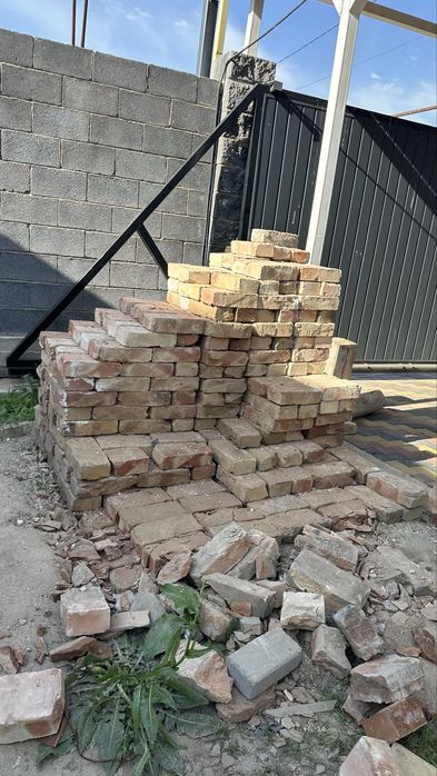 Продам красный кирпич недорого