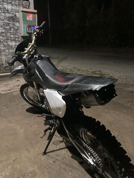 Продам эндуро требует ремонта