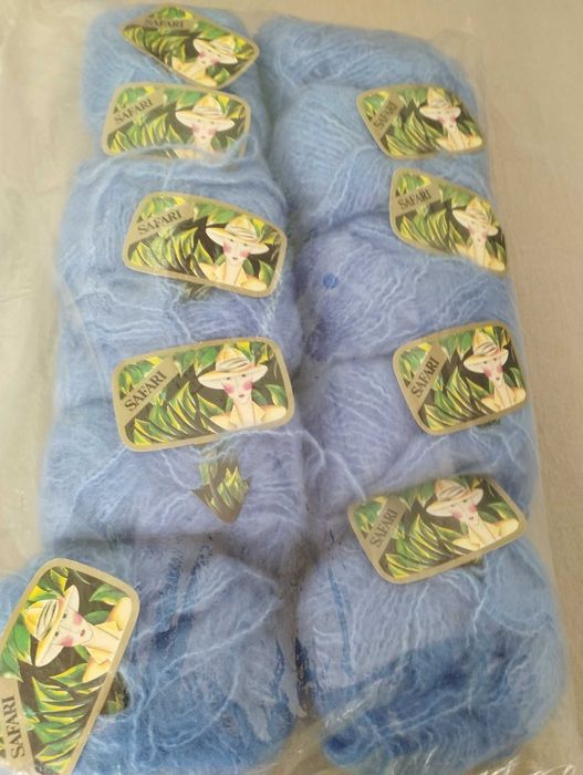 Мохер в син цвят