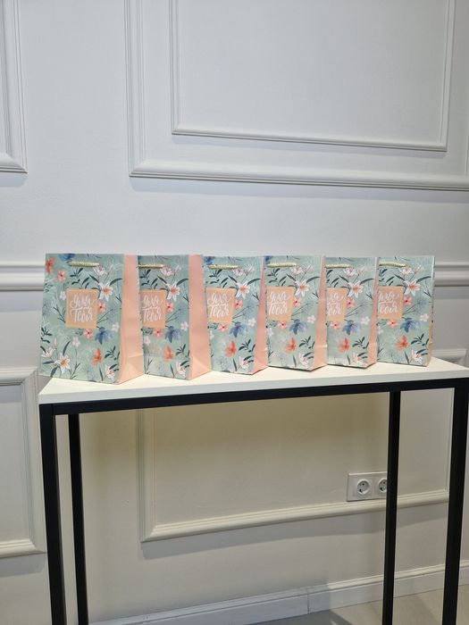 Подарочные пакеты