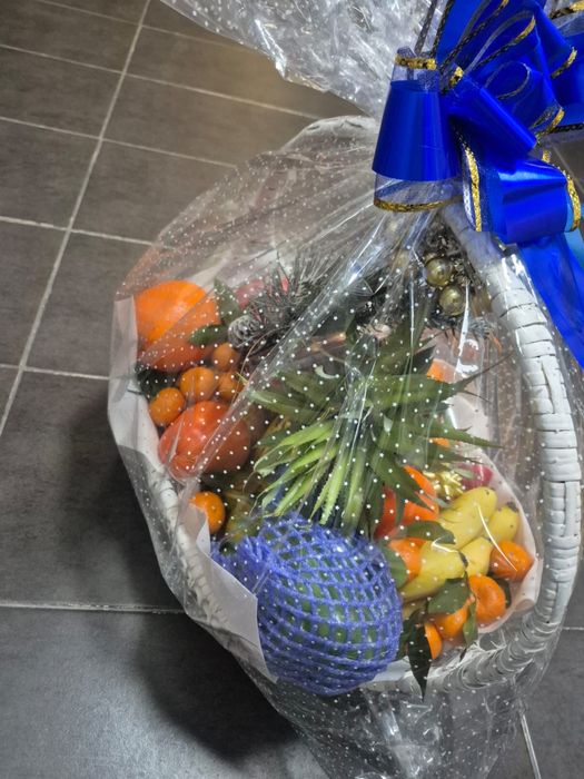 Фруктовая корзина( оформим, доставим)