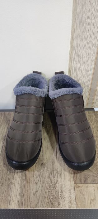 Женские тёплые ботинки. Размер 38. Новые.