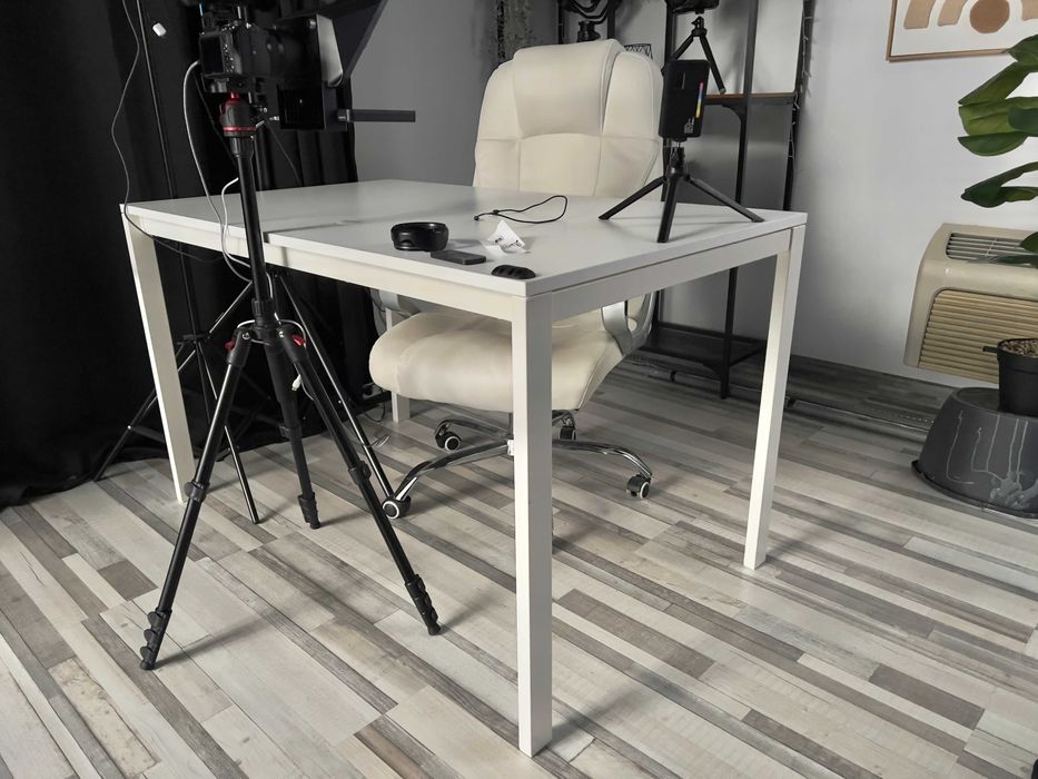 Masa Alba IKEA VIHALS ca noua