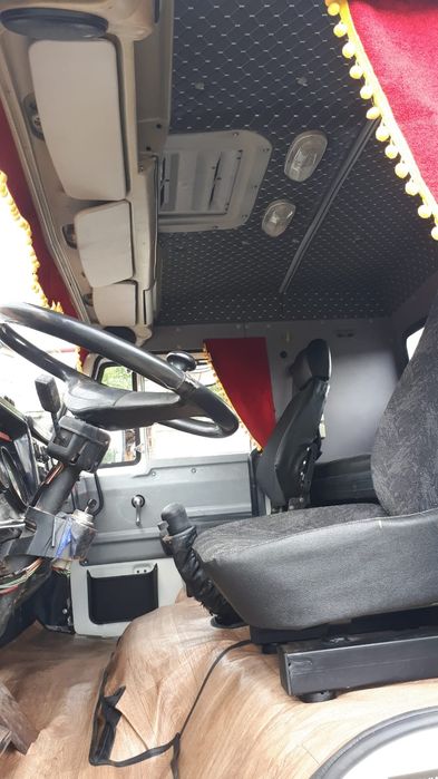 Камаз шасси 53228