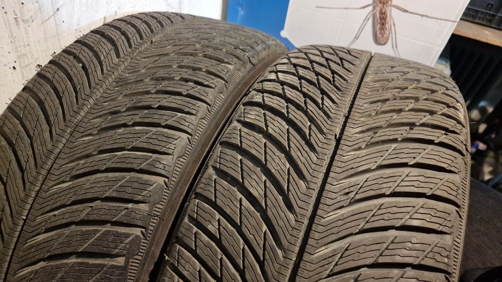2 anvelope iarnă Michelin 225 50 18 99v