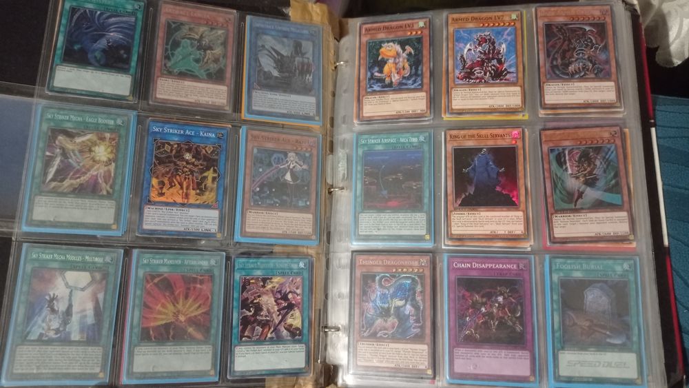 Yu-Gi-Oh cards, Югио карти