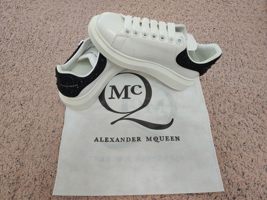 Adidasi Alexander Mqueen dama, nr 38