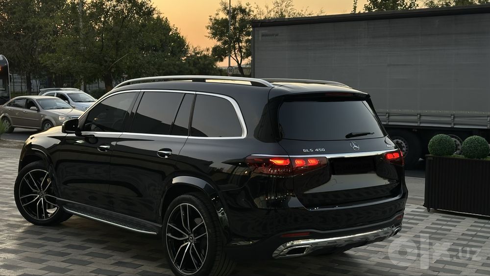 Mercedes Benz GLS 450
