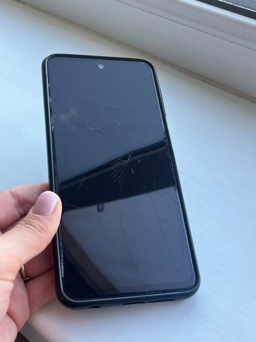 Продается смартфон Xiaomi Redmi Note 9S.