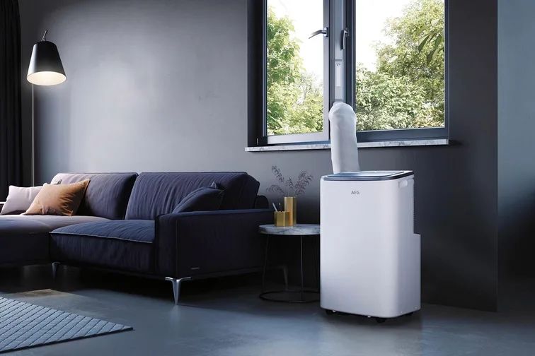 Мобилен климатик AEG