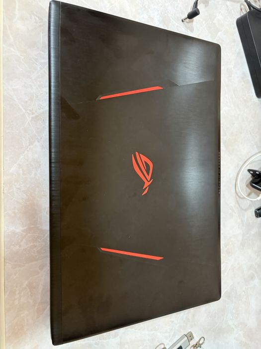 ASUS ROG GL753V Gaming | i7-7700HQ | 24GB RAM | SSD 360GB | GTX 1050 | 17.3” FHD