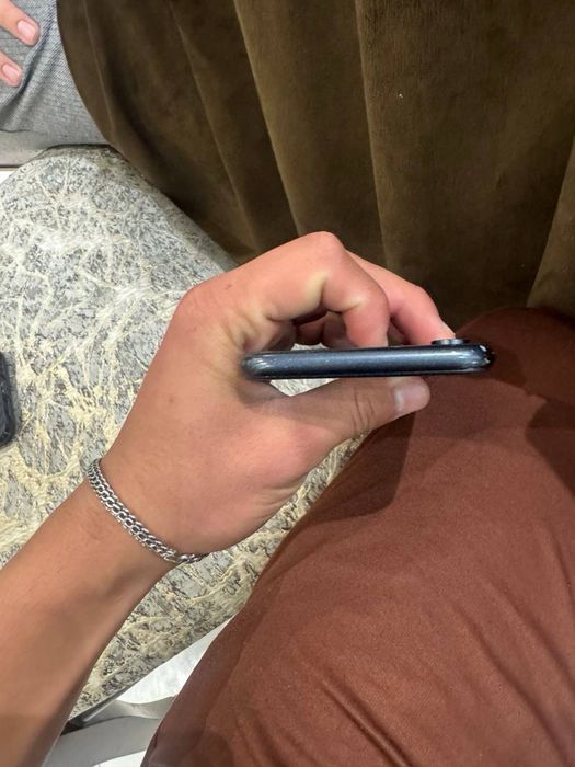 iphone xr ideal.