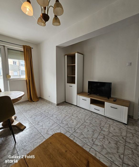 Apartament cu 3 camere de închiriat – str. Cazaban Iosia