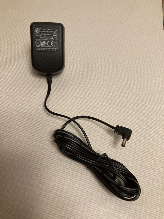 Transformayor 6.v . Alimentaror 6,V . Incarcator 6v