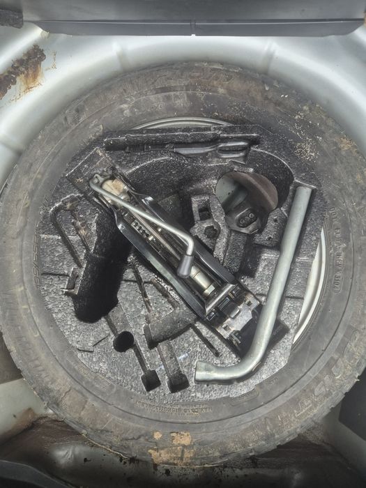 Vand sau dezmembrez Golf 5 break 1.9Tdi  2007 cod motor BXE