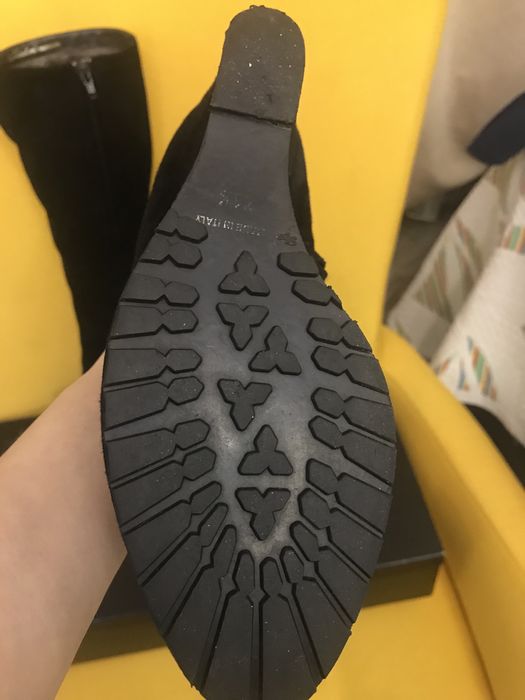 Продам зимние сапоги