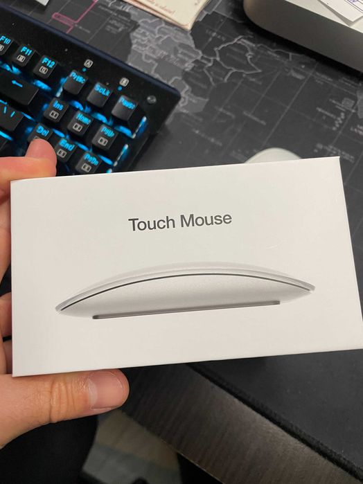 Mouse bluetooth cu gesturi si touch