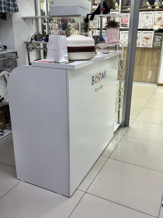 Продам ресепшен срочно