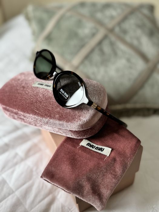 Сонцезащитные очки НОВЫЕ