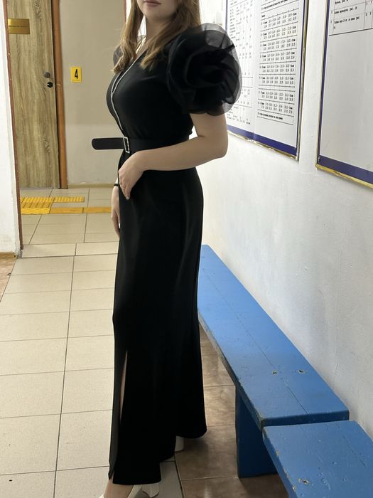 Платье черное вечернее