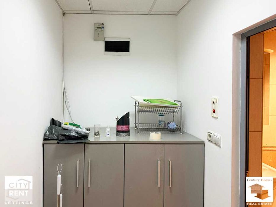 Дава се под наем Офис в Велико Търново, Център - 45 кв.м за 230 € - Снимка #5