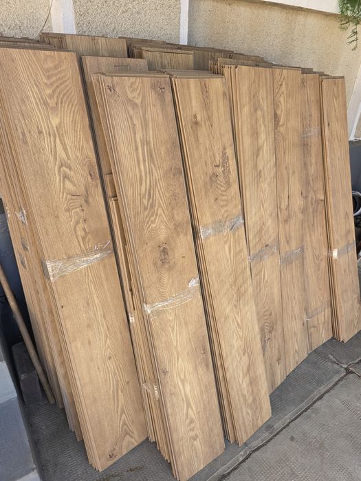 Parchet laminat 10mm stejar