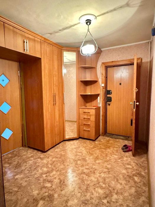 Продам 2-х комн. кв. в 20 мкр. районе