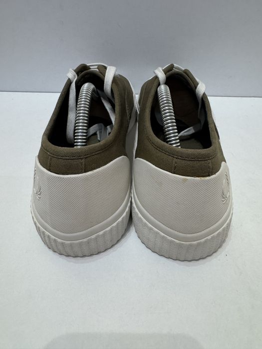 Сникърси FRED PERRY . Номер 41