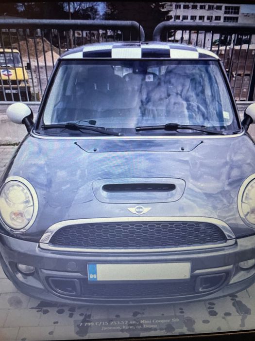 Продавам лек автомобил