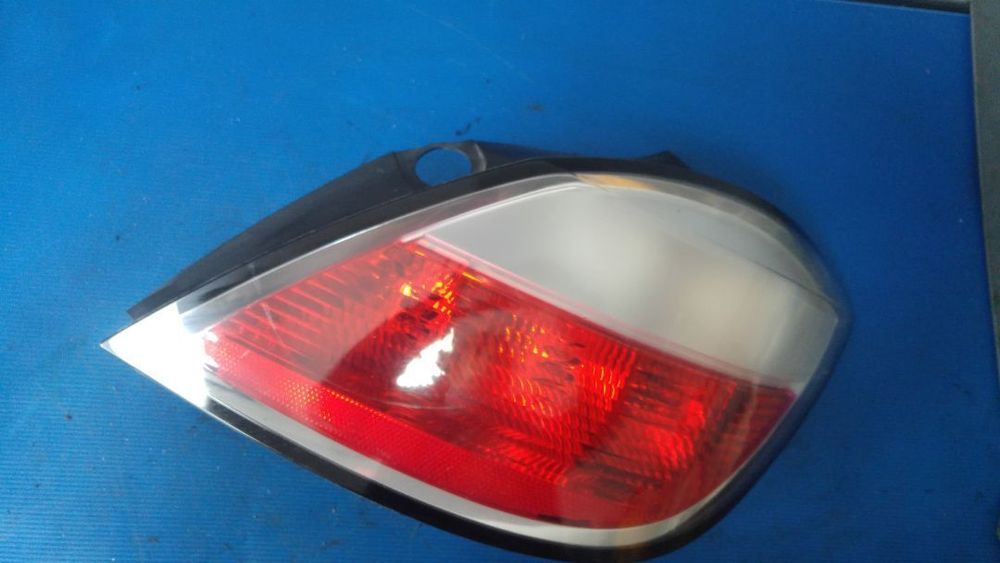 stop dreapta opel astra h 24-451-837
