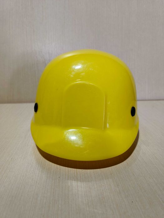 Каски на продажу