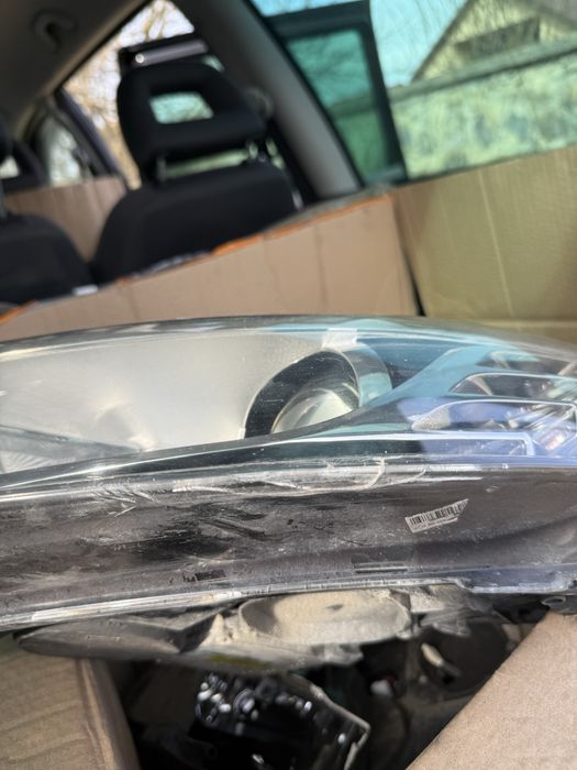 Far Audi q7 2010-1015