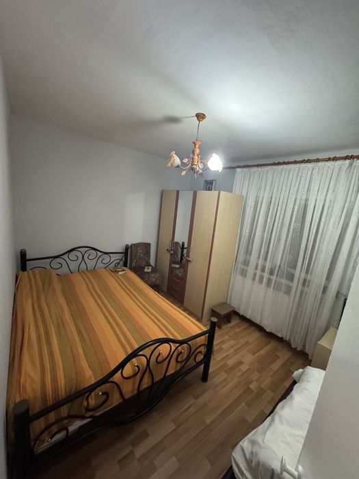 3 CAMERE Decomandate 74 mp Lapuș Argeș Centrala proprie O76O 524 134