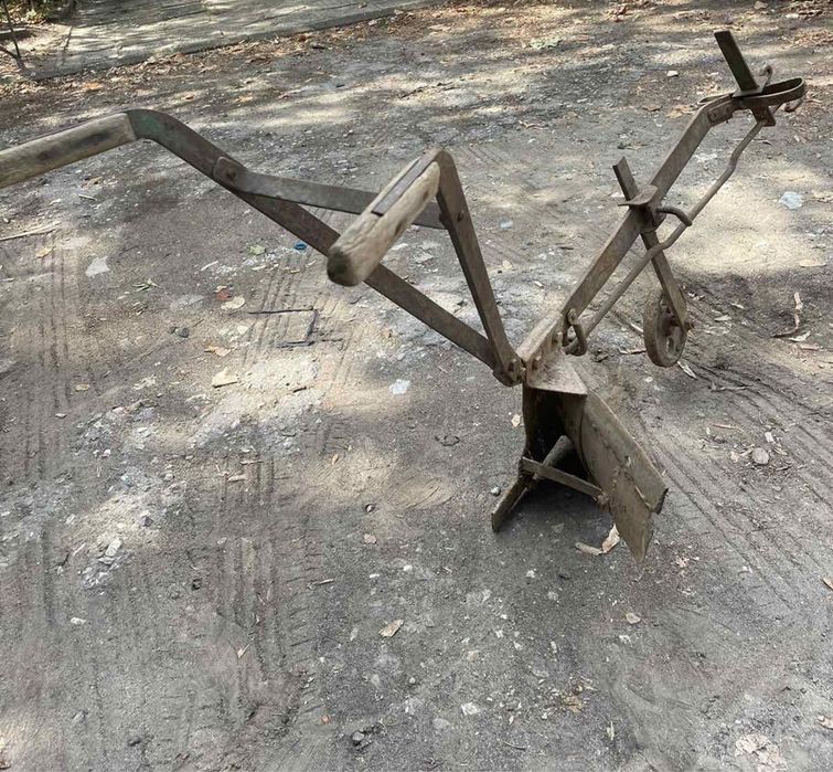 Старо рало за декорация