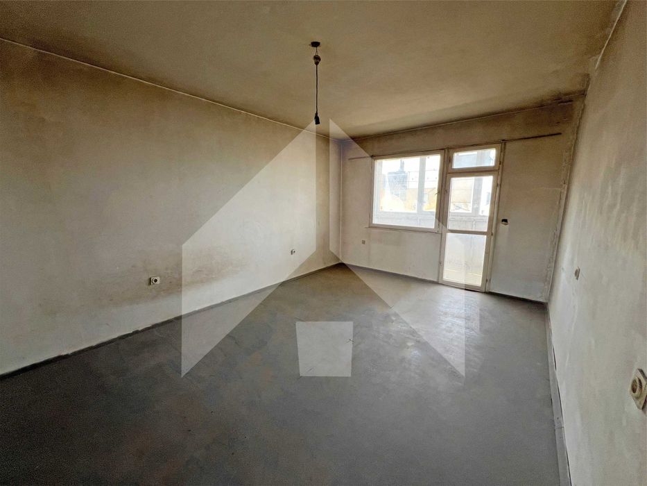 Продава се Четиристаен апартамент в Нови пазар - 113 кв.м за 451 €/кв.м - Снимка #3