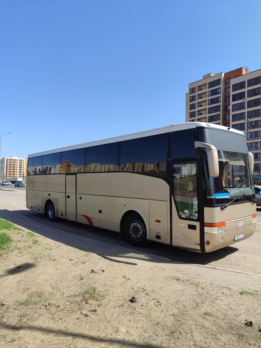 Автобус с водителем