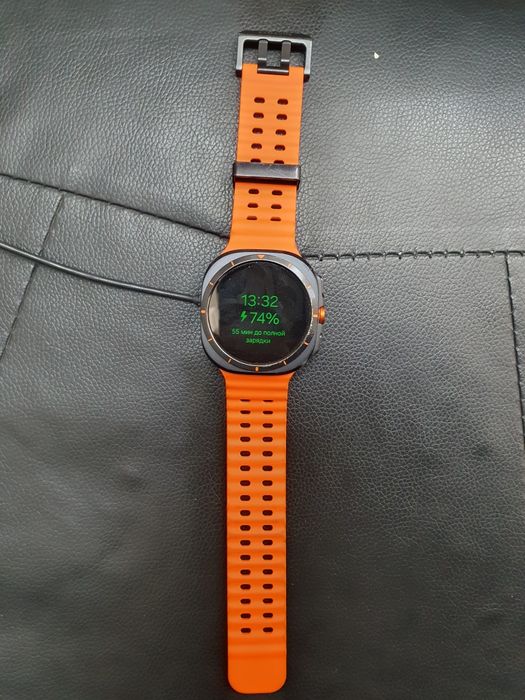 Samsung Galaxy Watch Ultra (2024)