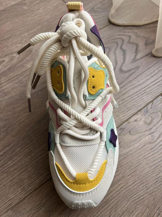 Дамски маратонки