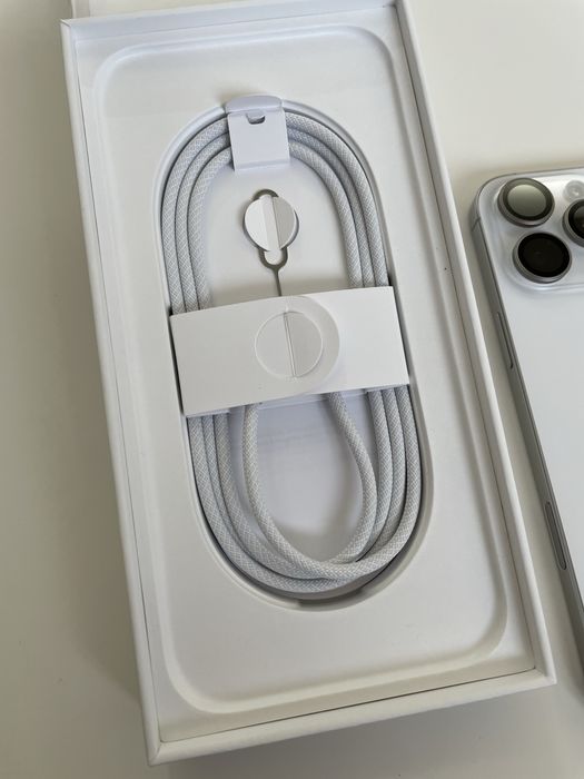 Iphone 16 pro max КАТО НОВ