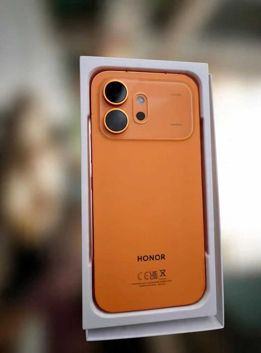 Honor 600, 512 GB с включени безжични слушалки