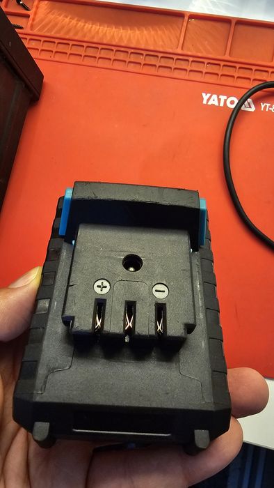 Acumulator bormasina 20V Li-Ion
