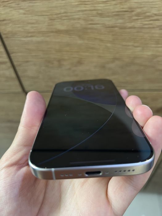 Iphone 16 pro 256gb